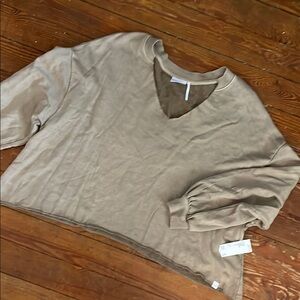 Urban Outfitters Vneck Neck Oversized Crew
